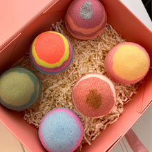 Load image into Gallery viewer, Relaxing Bath Bombs Gift Sets