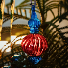 Load image into Gallery viewer, The Holiday Jewel: Minimalist Glass Christmas Ornament