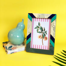 Load image into Gallery viewer, Hues of Happiness- Photo Frame