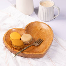 Load image into Gallery viewer, Heart-Shaped Snack Plate