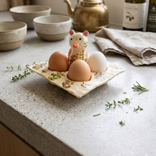 Load image into Gallery viewer, Petal &amp; Paper Hen Holder
