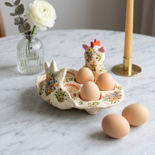 Load image into Gallery viewer, Hand-Painted Scalloped Hen Eggs Holder
