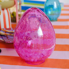 Load image into Gallery viewer, Glass egg in Pink
