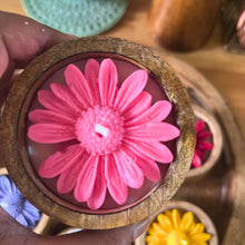 Load image into Gallery viewer, Hand-poured Soy Candles in Natural Wood - Jasmine
