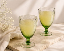 Load image into Gallery viewer, Emerald Ripple Glass Goblet - Set of 2
